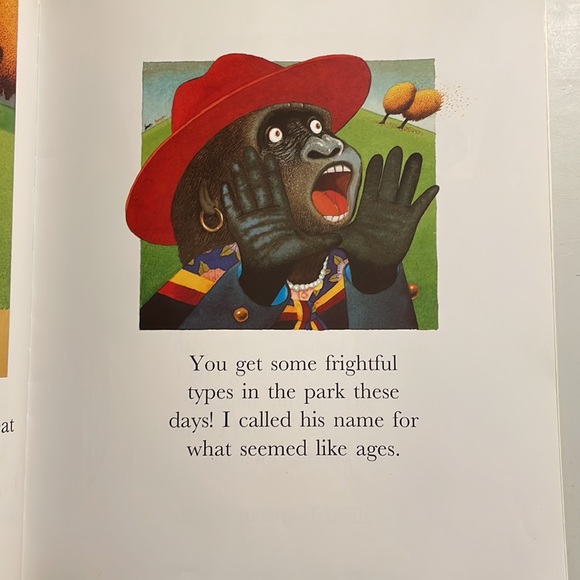 📚2/$6 Voices in the Park - Picture 12 of 12